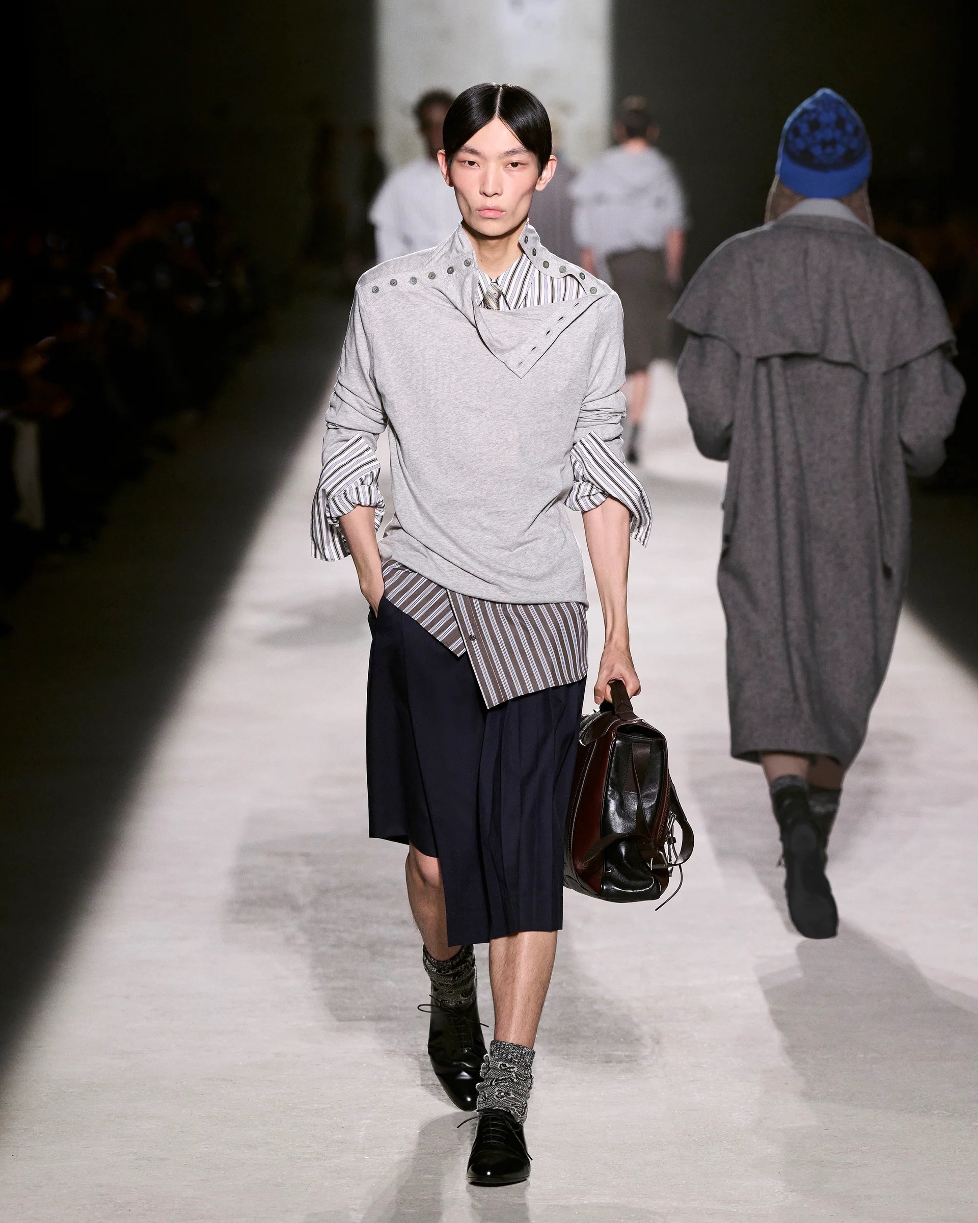 Hinh anh Đọc thêm: 51