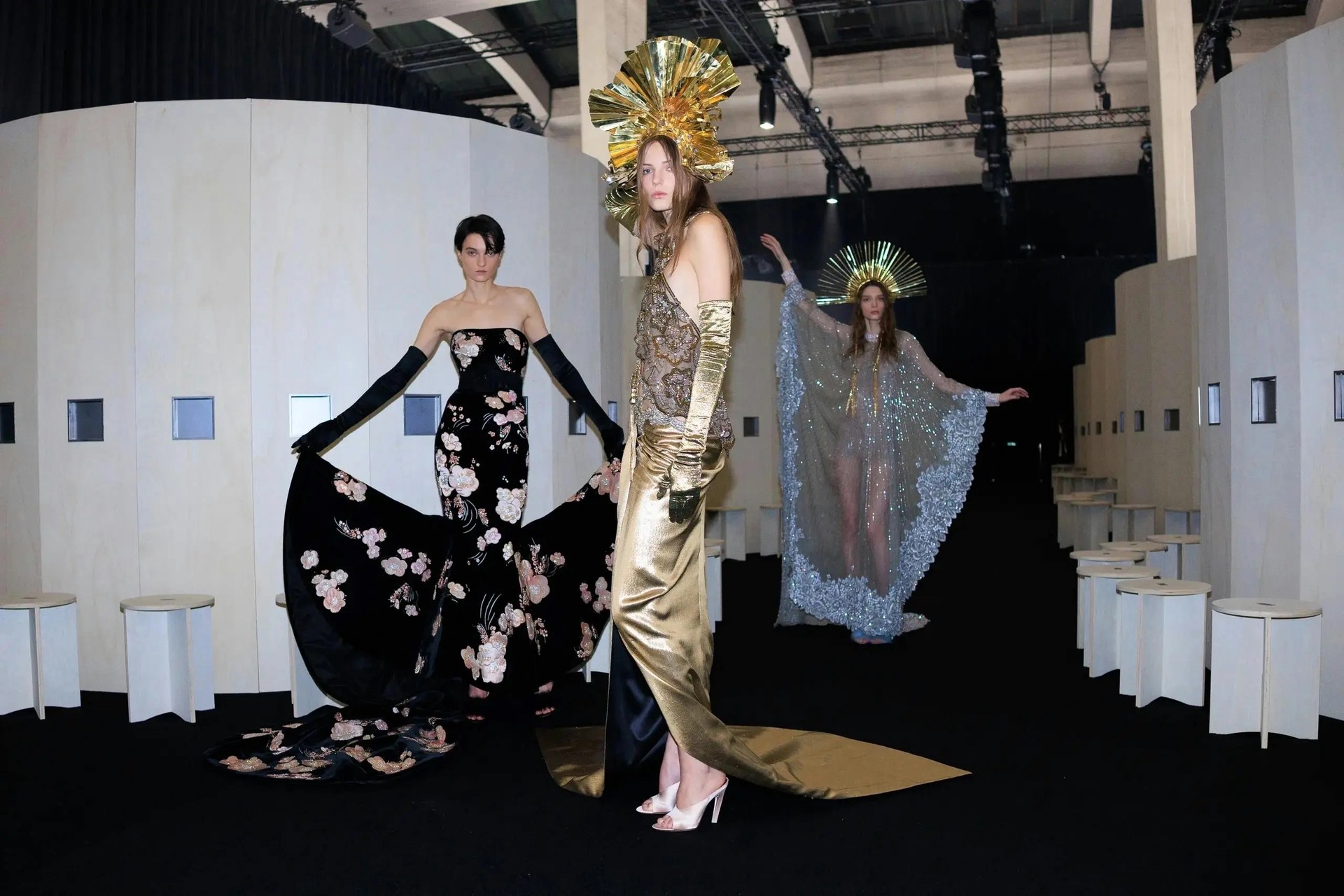 Hinh anh Valentino Haute Couture 2026: Qua những ô cửa tí hon 1