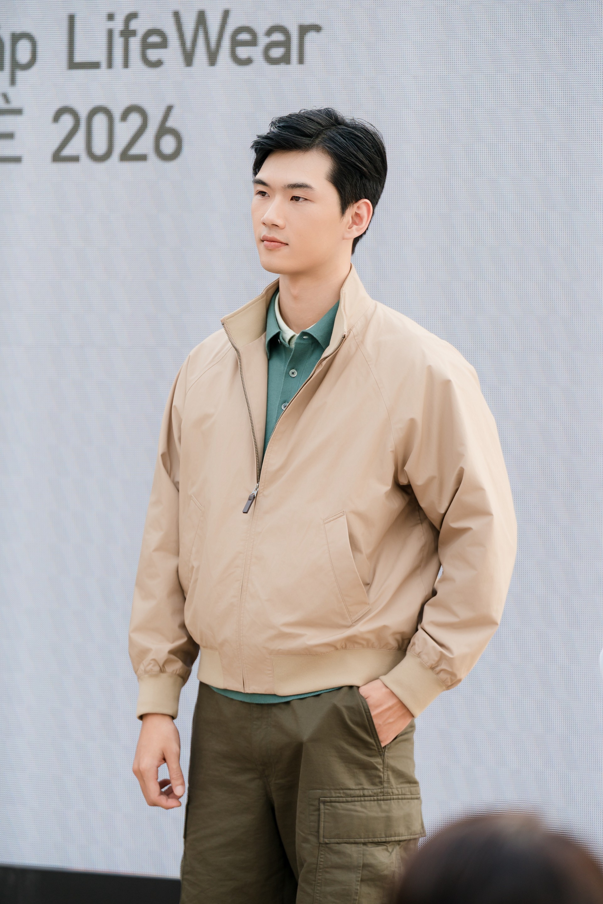 Hinh anh BST Xuân/Hè 2026: “Sắc” mới, “dáng” mới và cuộc đối thoại của sự tinh giản 11