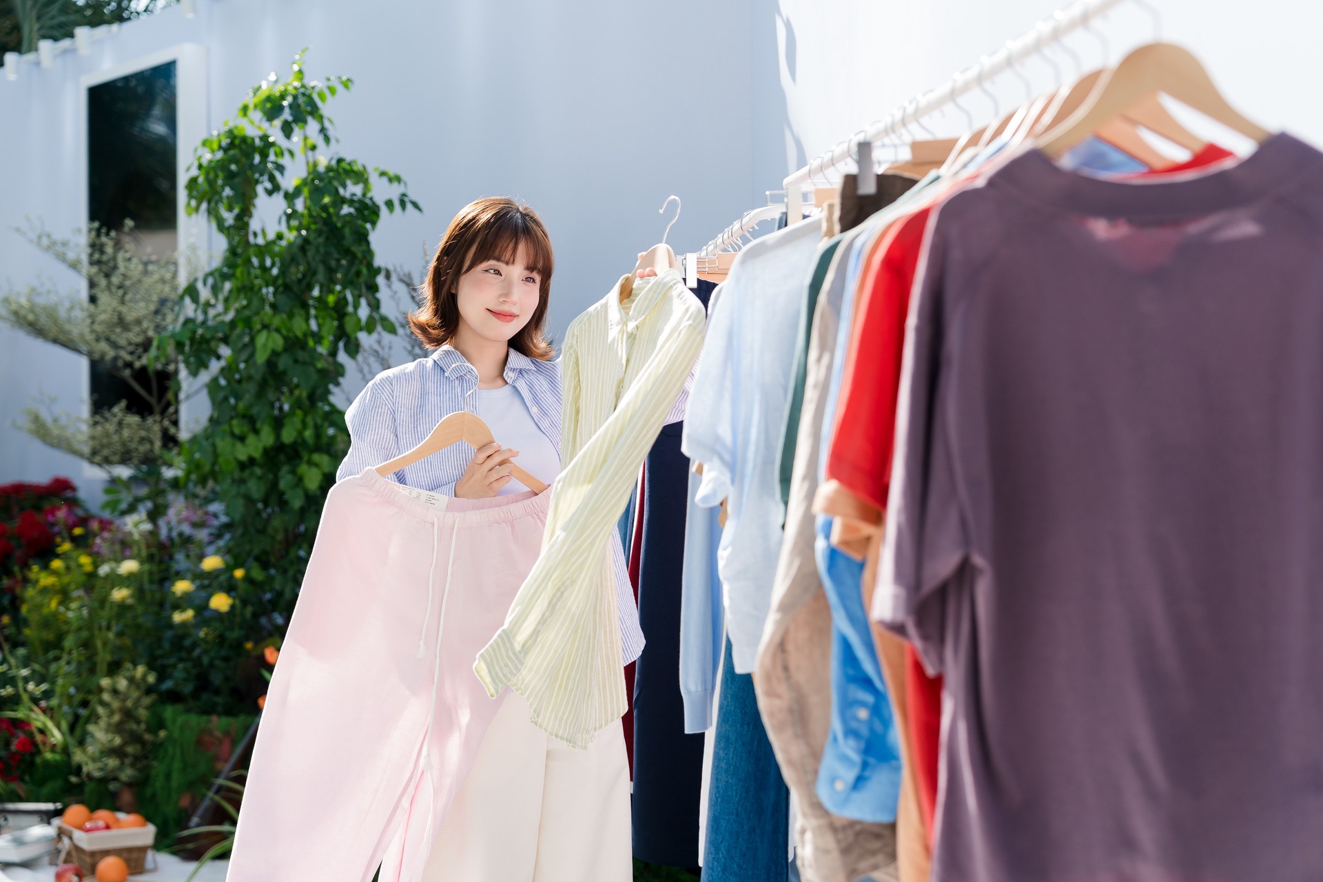 Hinh anh BST Xuân/Hè 2026: “Sắc” mới, “dáng” mới và cuộc đối thoại của sự tinh giản 17