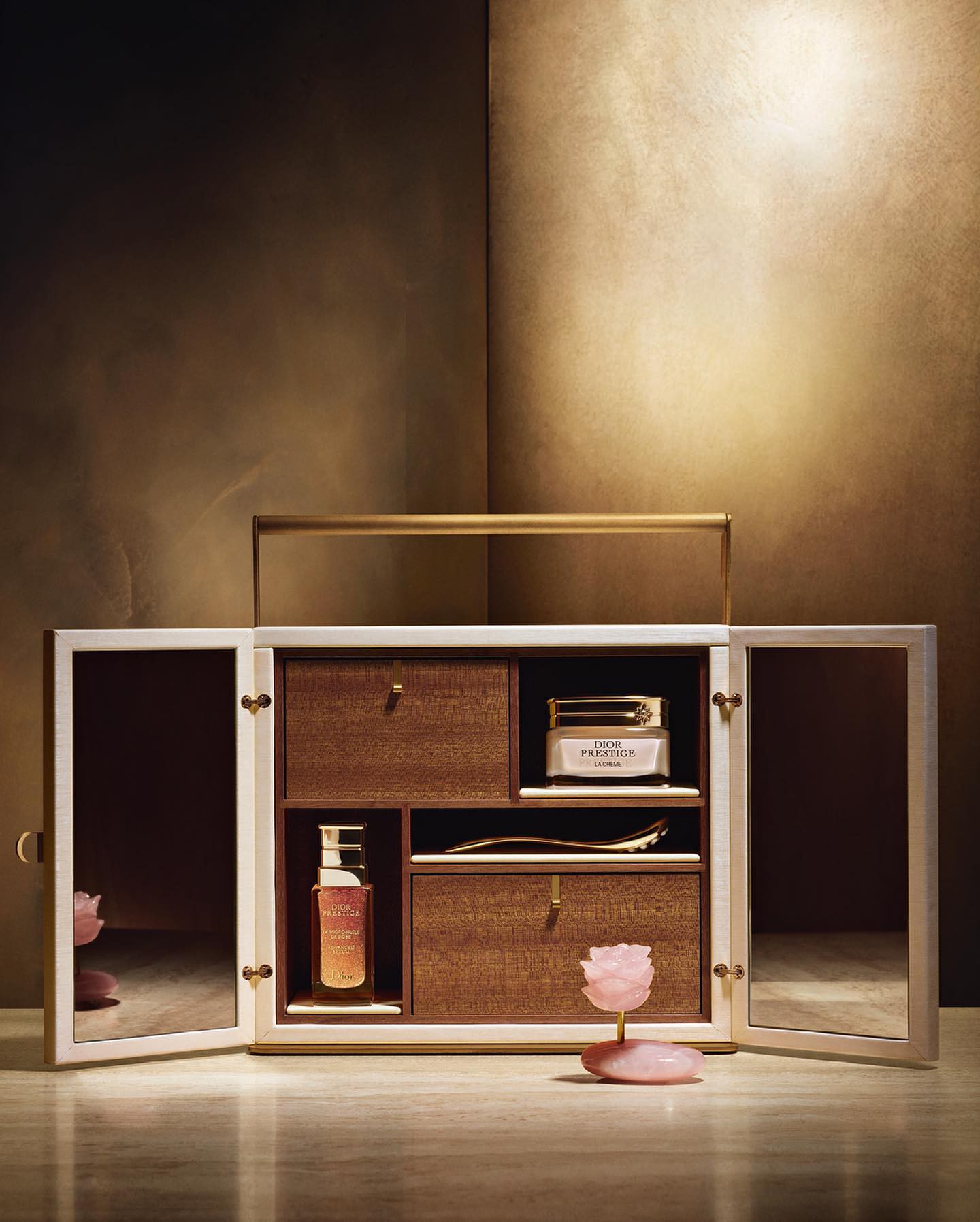 Hinh anh LVMH phản ánh điều gì về chu kỳ mới của ngành xa xỉ? 8