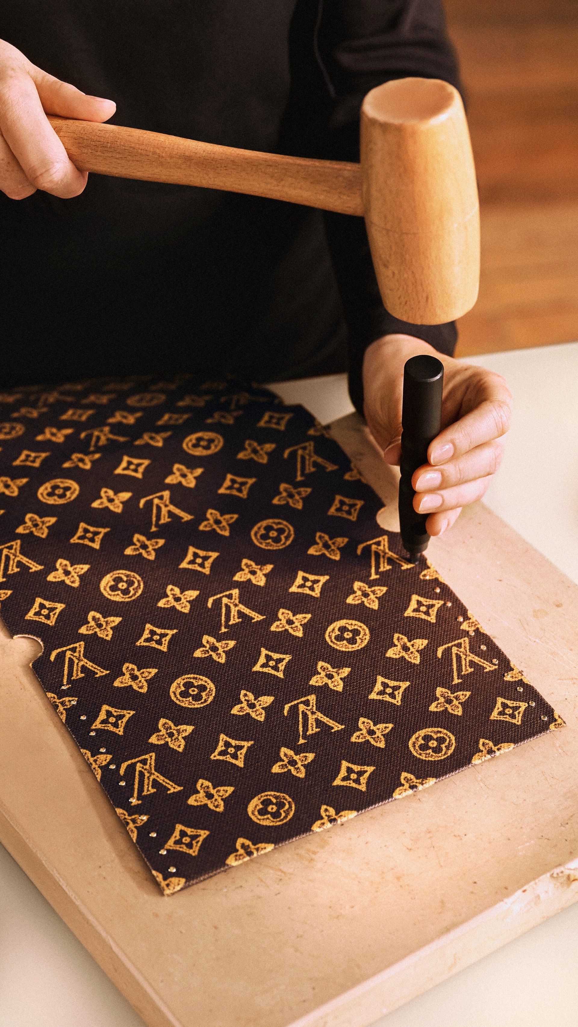 Hinh anh Tìm hiểu về Monogram 130 năm: “Mã gene” kiến tạo đế chế thời trang Louis Vuitton 13