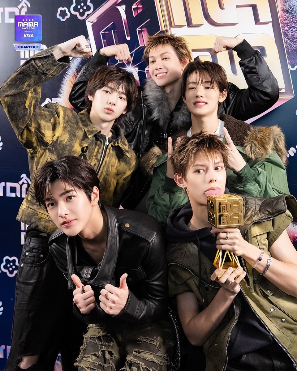 Hinh anh Liệu James CORTIS sẽ chinh phục được các nhà mốt xa xỉ? 10