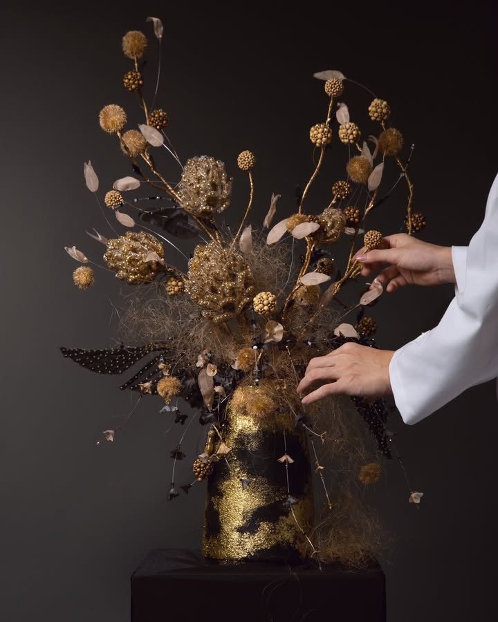 Hinh anh Thăm sử Triều Nguyễn, thưởng “Cành Vàng Lá Ngọc” PHAN HUY Haute Couture SS26 3