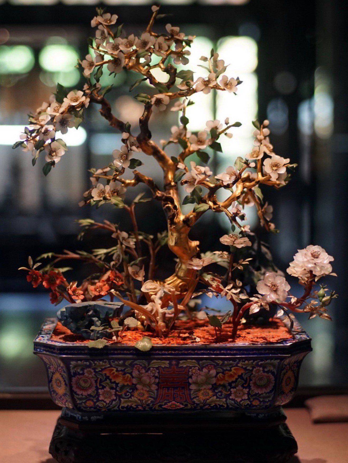 Hinh anh Thăm sử Triều Nguyễn, thưởng “Cành Vàng Lá Ngọc” PHAN HUY Haute Couture SS26 16