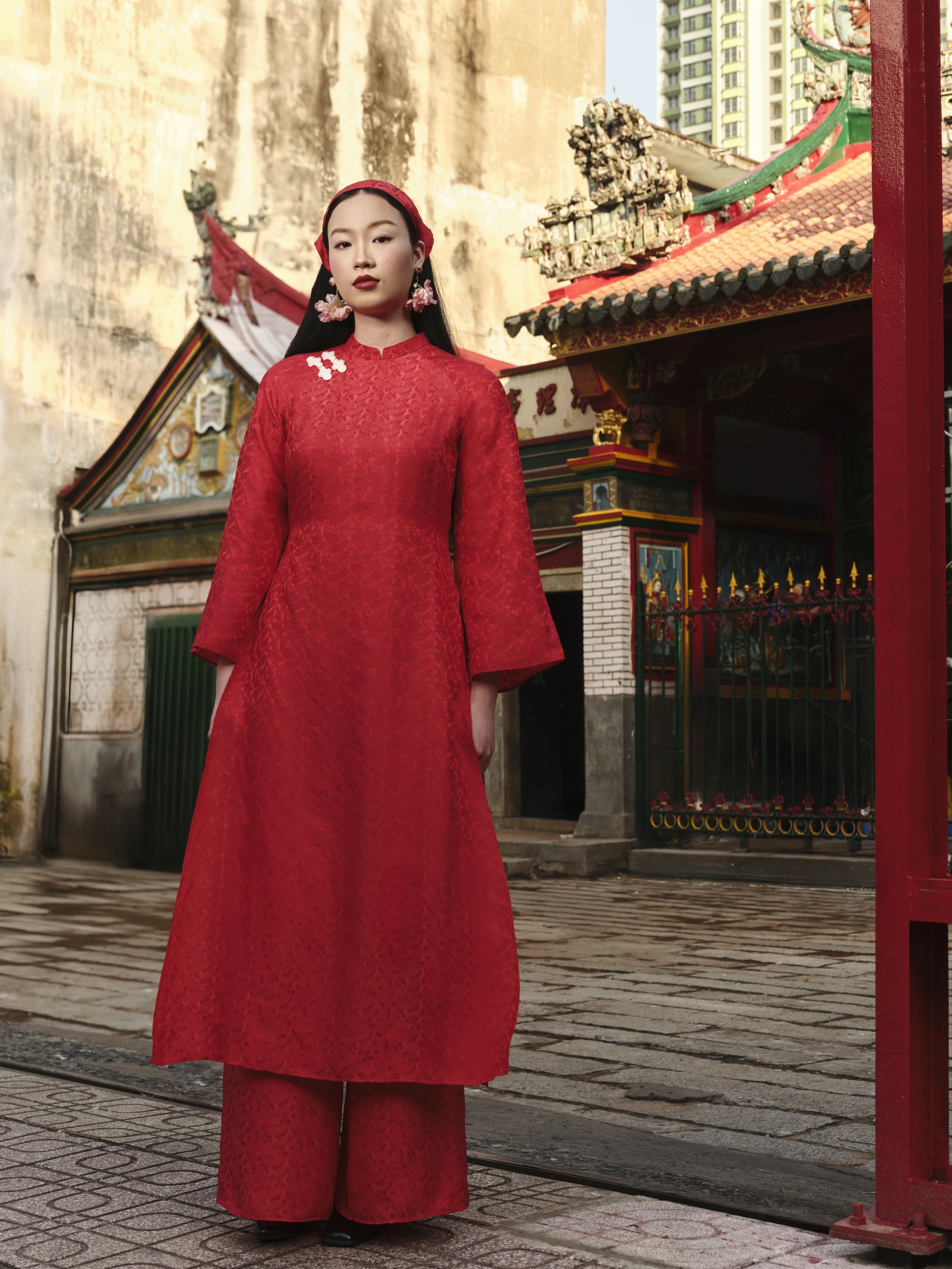 Hinh anh TheBlueTshirt và nỗ lực trẻ hóa lụa tơ tằm thủ công mùa Tết 2026 9