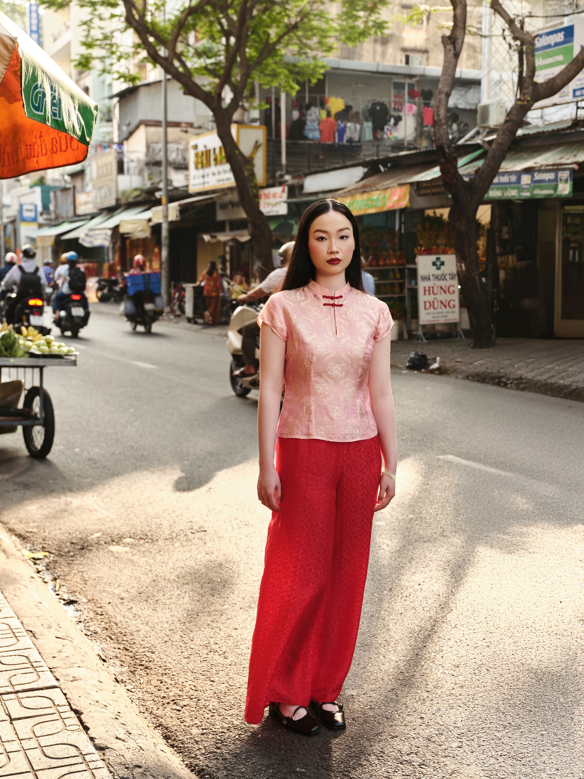 Hinh anh TheBlueTshirt và nỗ lực trẻ hóa lụa tơ tằm thủ công mùa Tết 2026 16