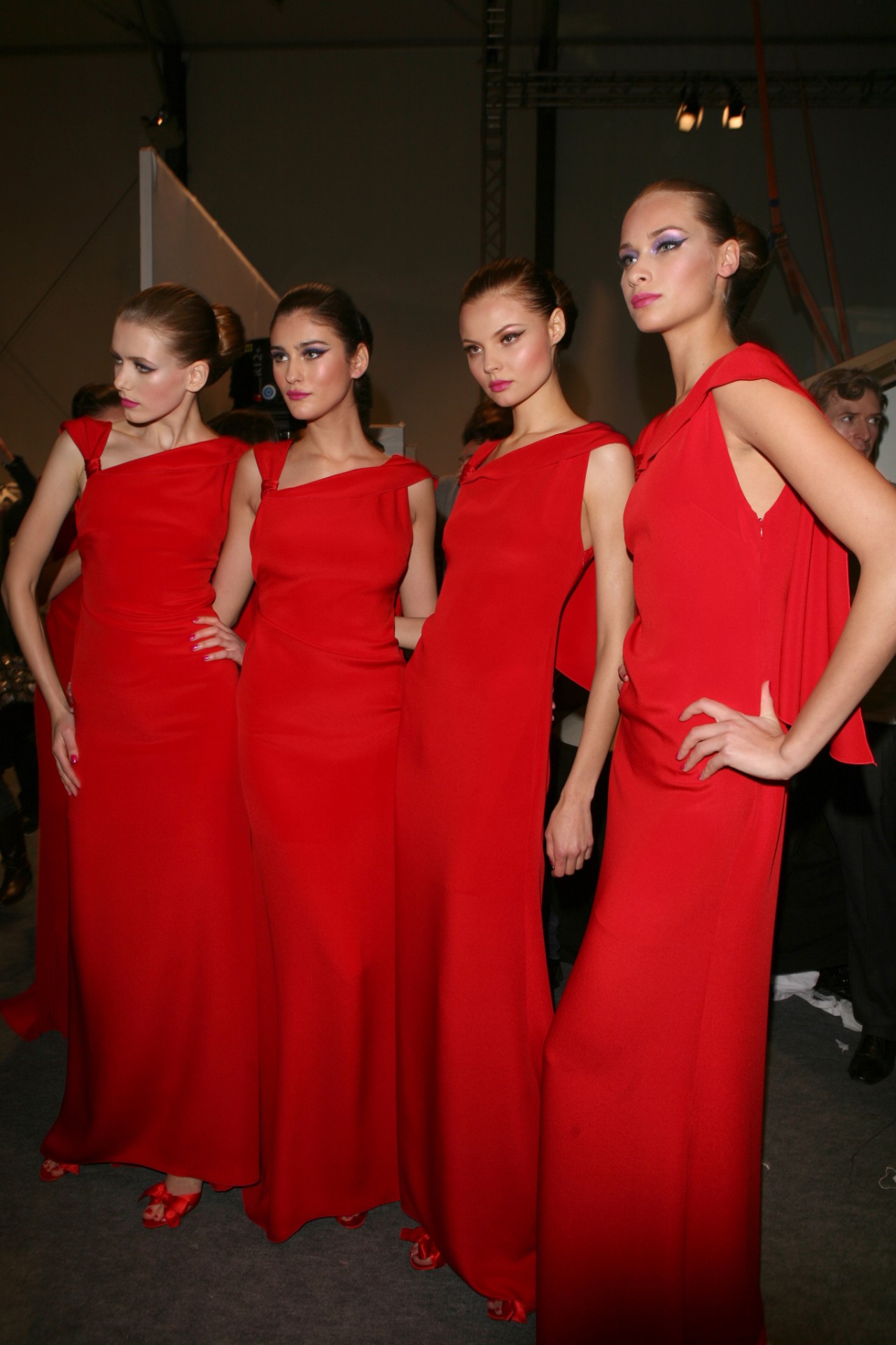 Hinh anh Cuốn hồi ký màu đỏ của Valentino Garavani 13