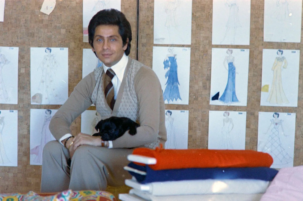 Hinh anh Cuốn hồi ký màu đỏ của Valentino Garavani 3