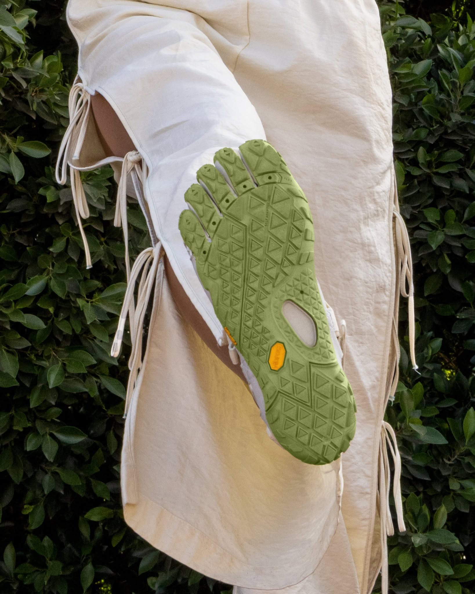 Hinh anh Liệu giày thể thao còn đất diễn để khiến giới mộ điệu bất ngờ? 3