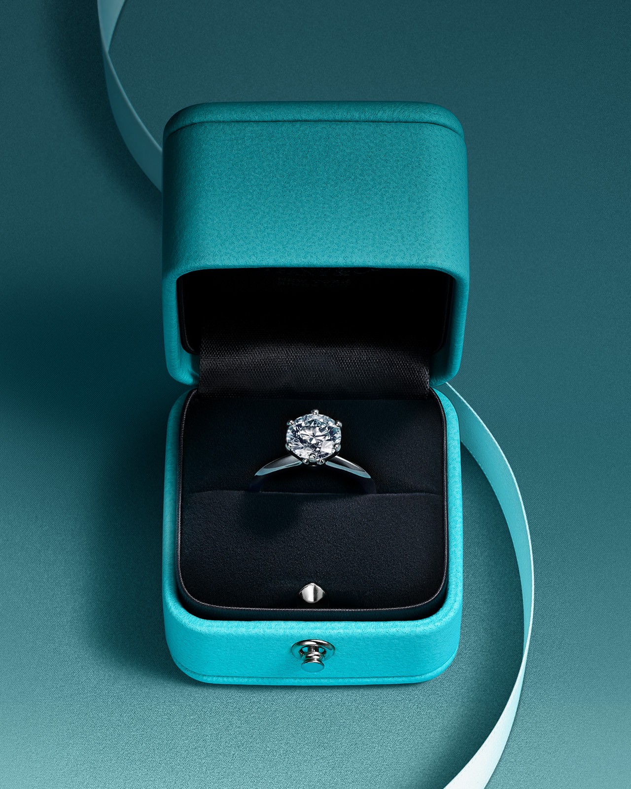 Hinh anh Di sản của sắc xanh huyền thoại 7