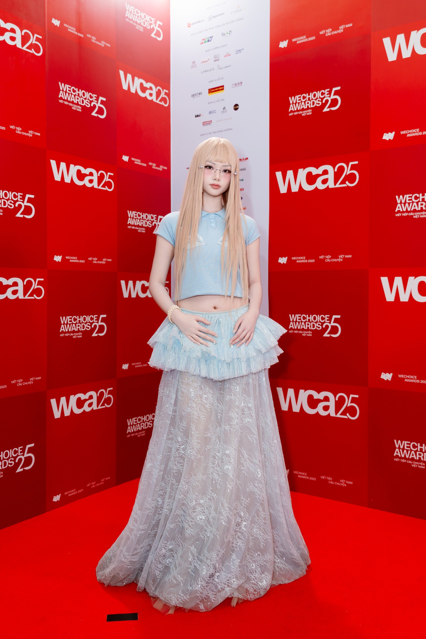 Hinh anh Các ngôi sao bắt đầu giải đề 18