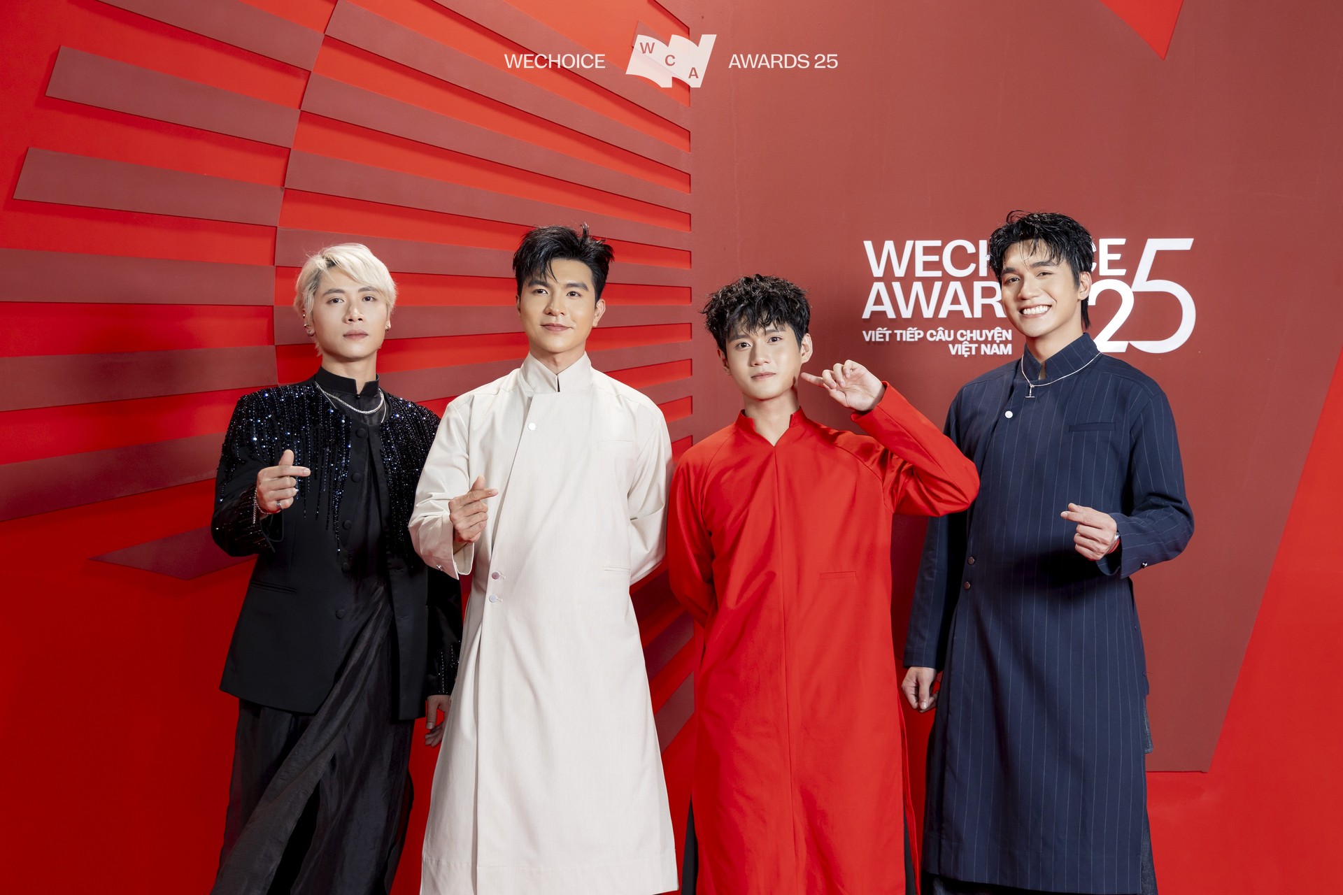 Hinh anh Các ngôi sao bắt đầu giải đề 8