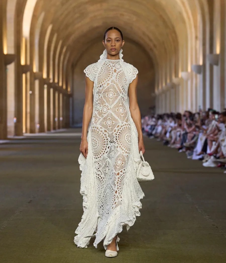 Hinh anh 5 xu hướng thời trang cưới được yêu thích đầu năm 2026  15