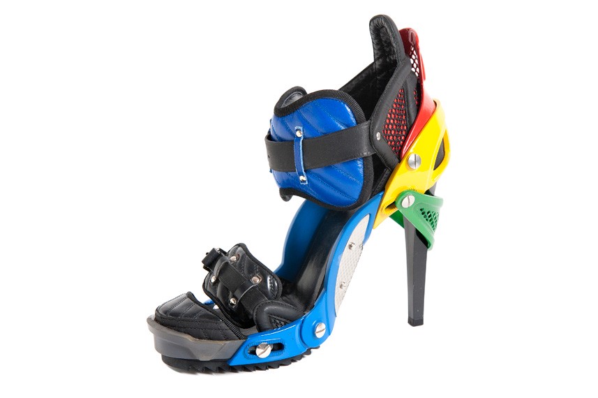 Hinh anh Lịch sử thời trang của những đôi giày cao gót kỳ ảo nhất từng xuất hiện trên sàn catwalk 4