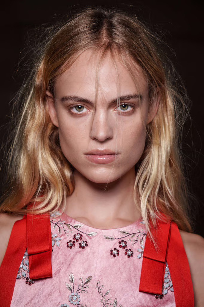 Hinh anh Erdem Fall 2026 và hai mươi thập kỷ "Chẳng khác những năm khác. Mỗi mùa đều là khám phá” 7