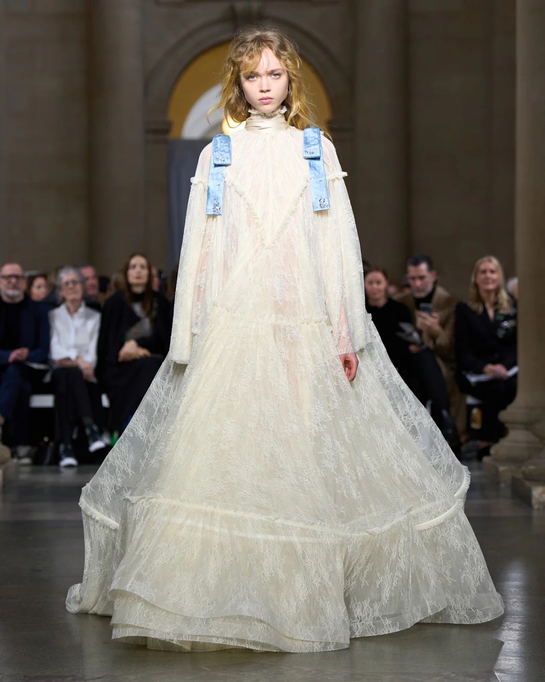 Hinh anh Erdem Fall 2026 và hai mươi thập kỷ "Chẳng khác những năm khác. Mỗi mùa đều là khám phá” 31