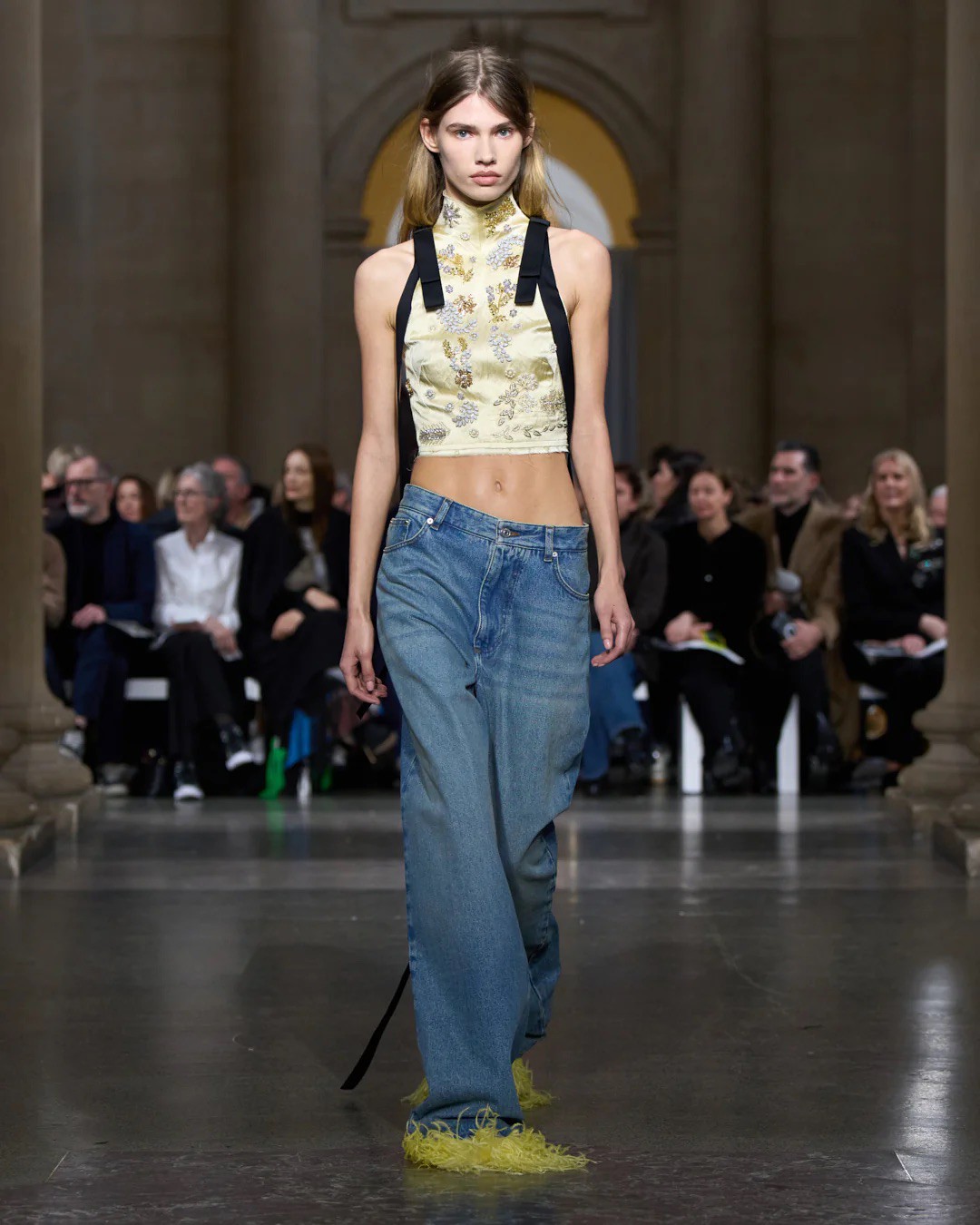 Hinh anh Erdem Fall 2026 và hai mươi thập kỷ "Chẳng khác những năm khác. Mỗi mùa đều là khám phá” 37