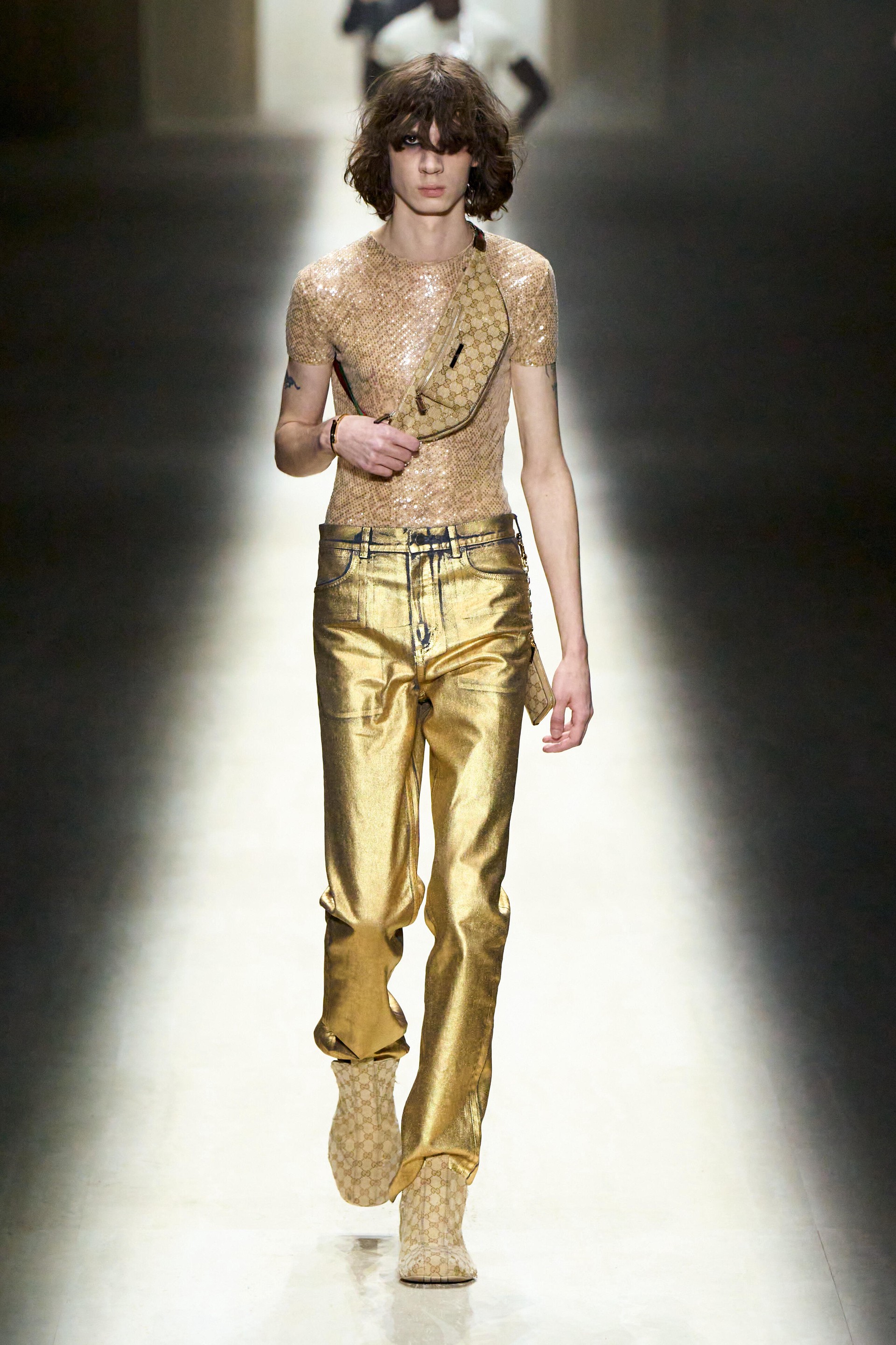 Hinh anh Gucci Thu Đông 2026 và những hồi ức vàng son của thập niên 1990 19