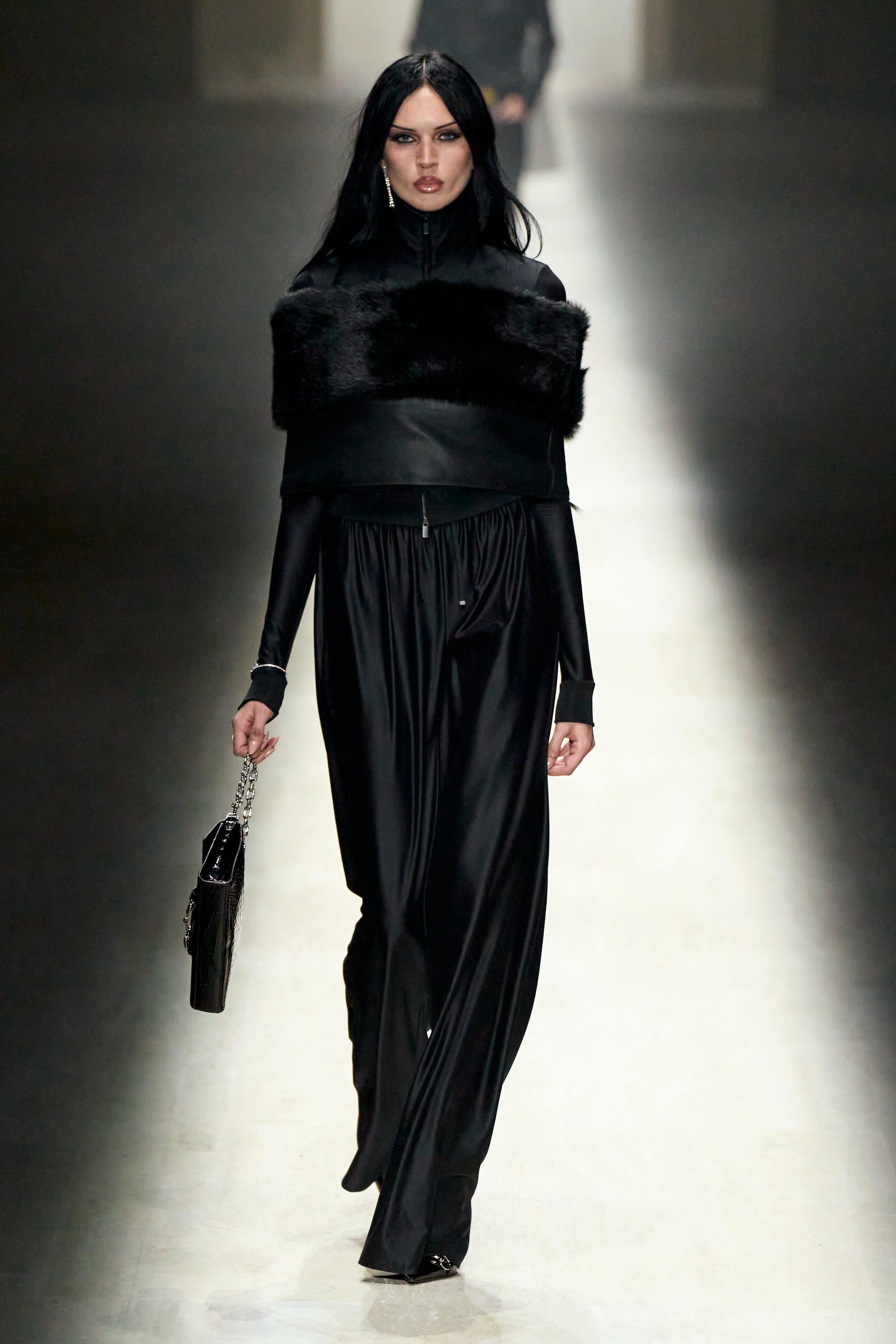 Hinh anh Gucci Thu Đông 2026 và những hồi ức vàng son của thập niên 1990 11