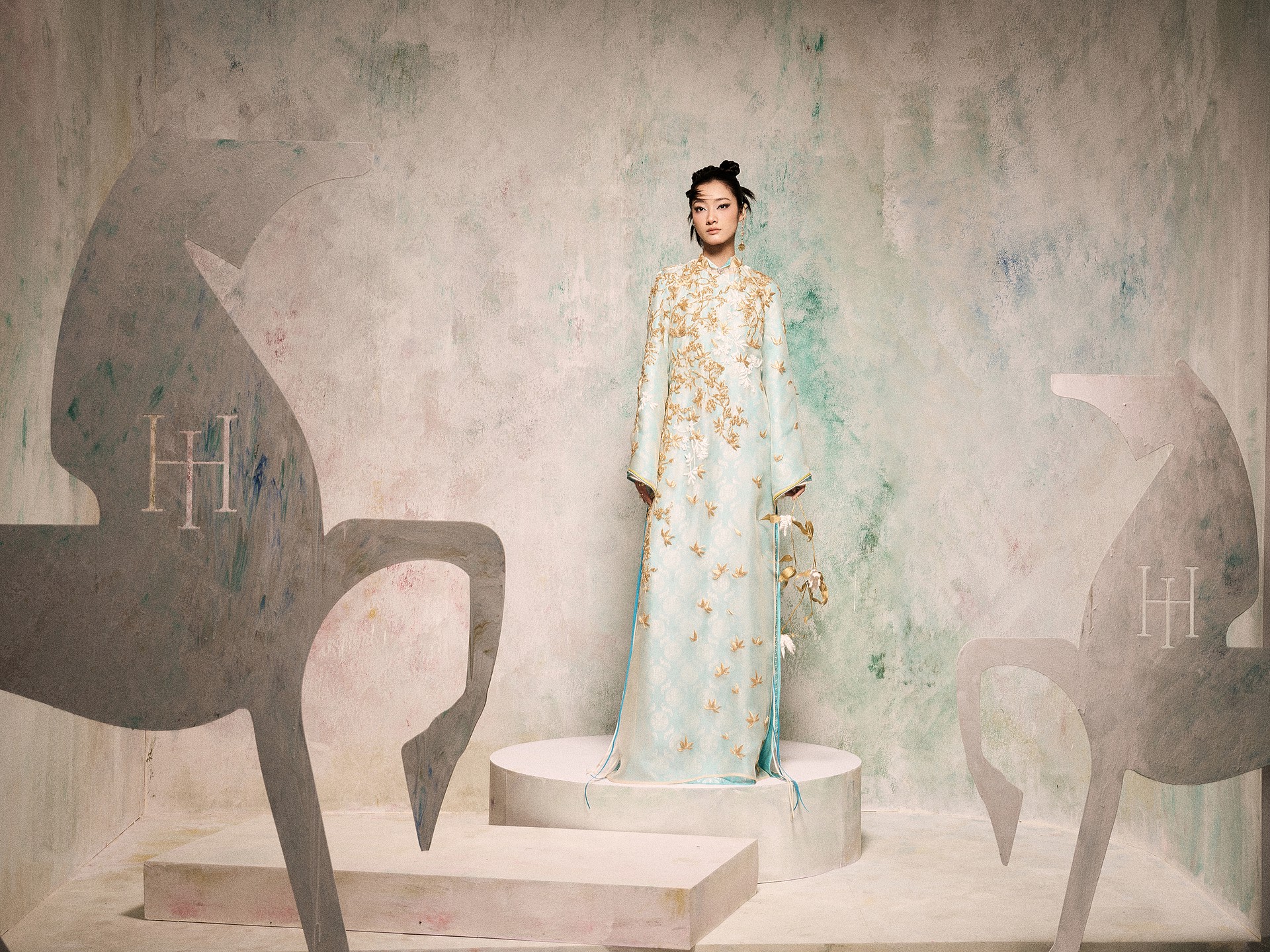 Hinh anh NTK Huy Trần và “Essence of Ao Dai 2026”: Ngưỡng vọng cốt cách phụ nữ Việt 3