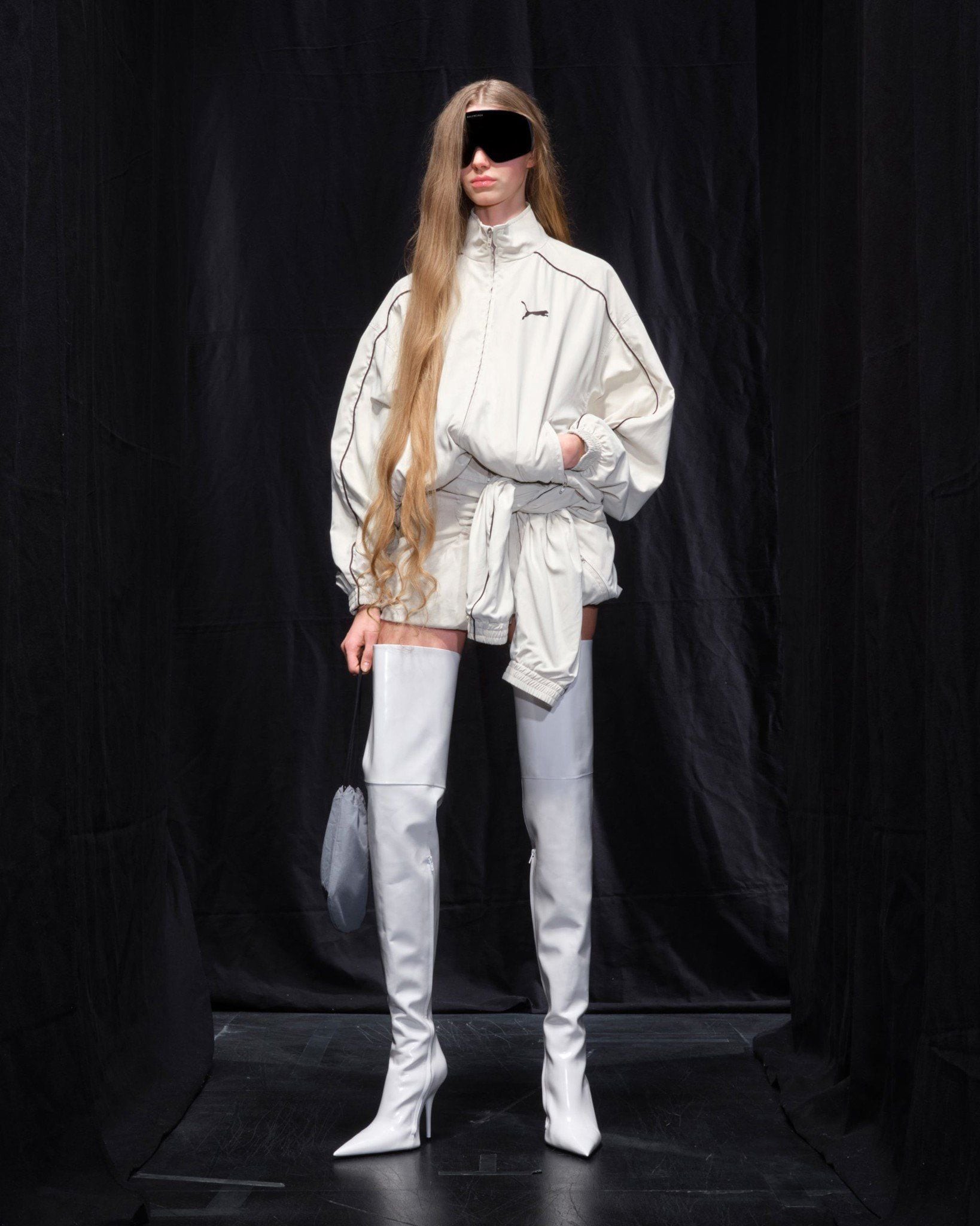 Hinh anh Balenciaga lấn sân thể thao: Liệu có phải nước đi đúng đắn? 4