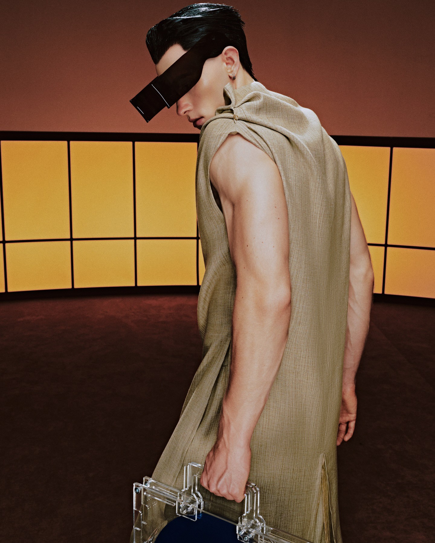 Hinh anh OUTOFSIGHT 2