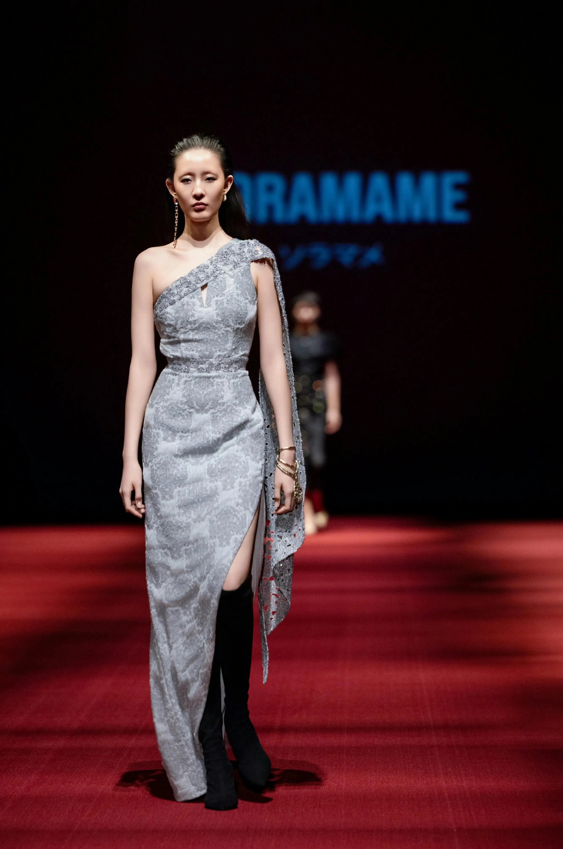 Hinh anh SR News: Điểm tin thời trang Việt 4/3 20