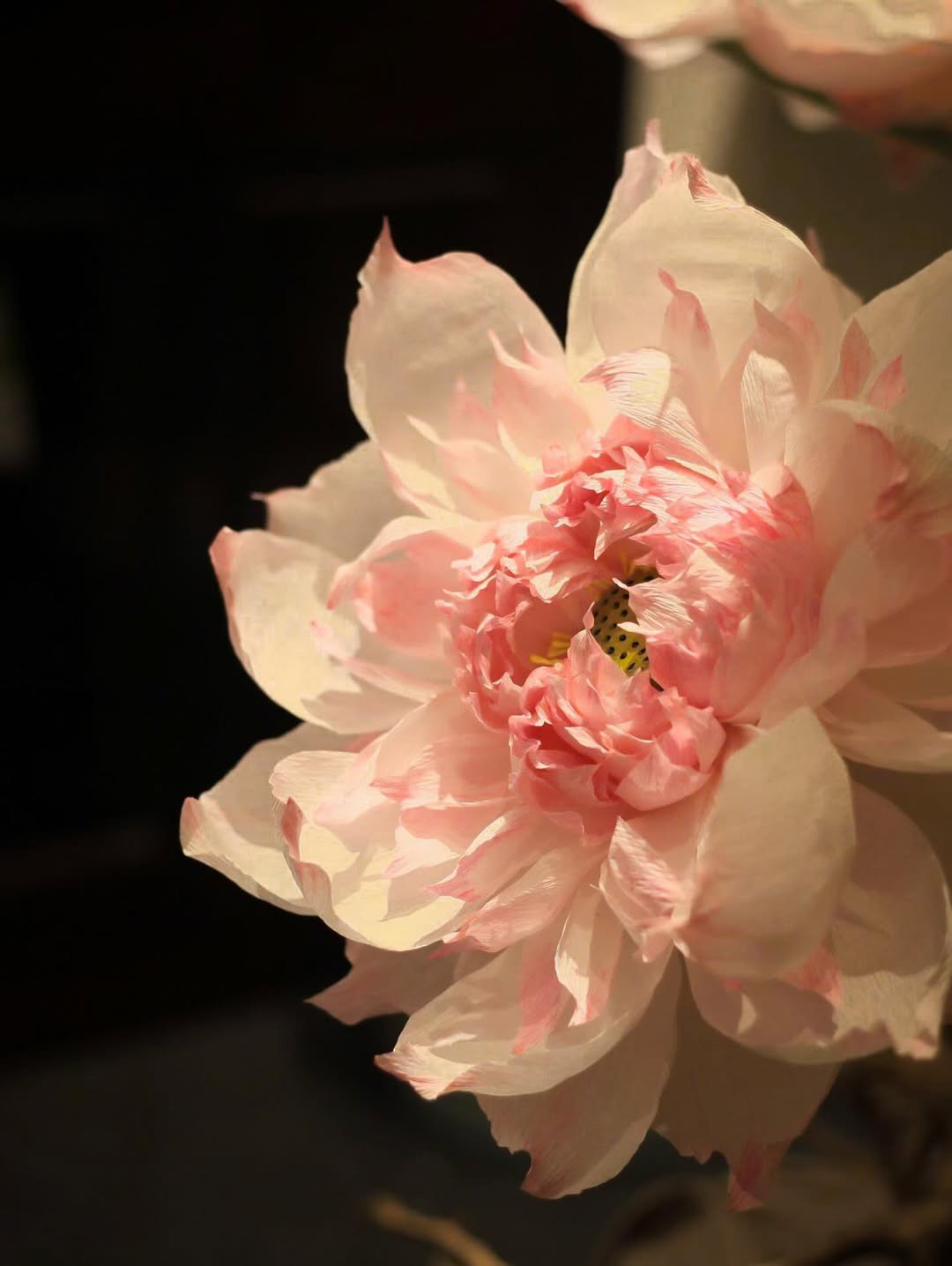 Hinh anh Phụ kiện thủ công Việt sánh đôi cùng áo dài dịp Tết 18