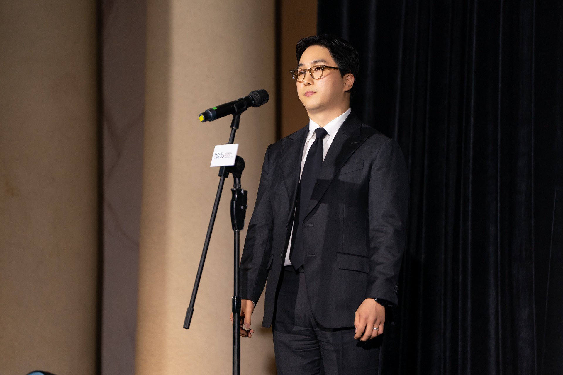 Hinh anh BIDU AWARDS 2025: Kiến tạo bệ đỡ vững chắc cho bản sắc thời trang Việt 5