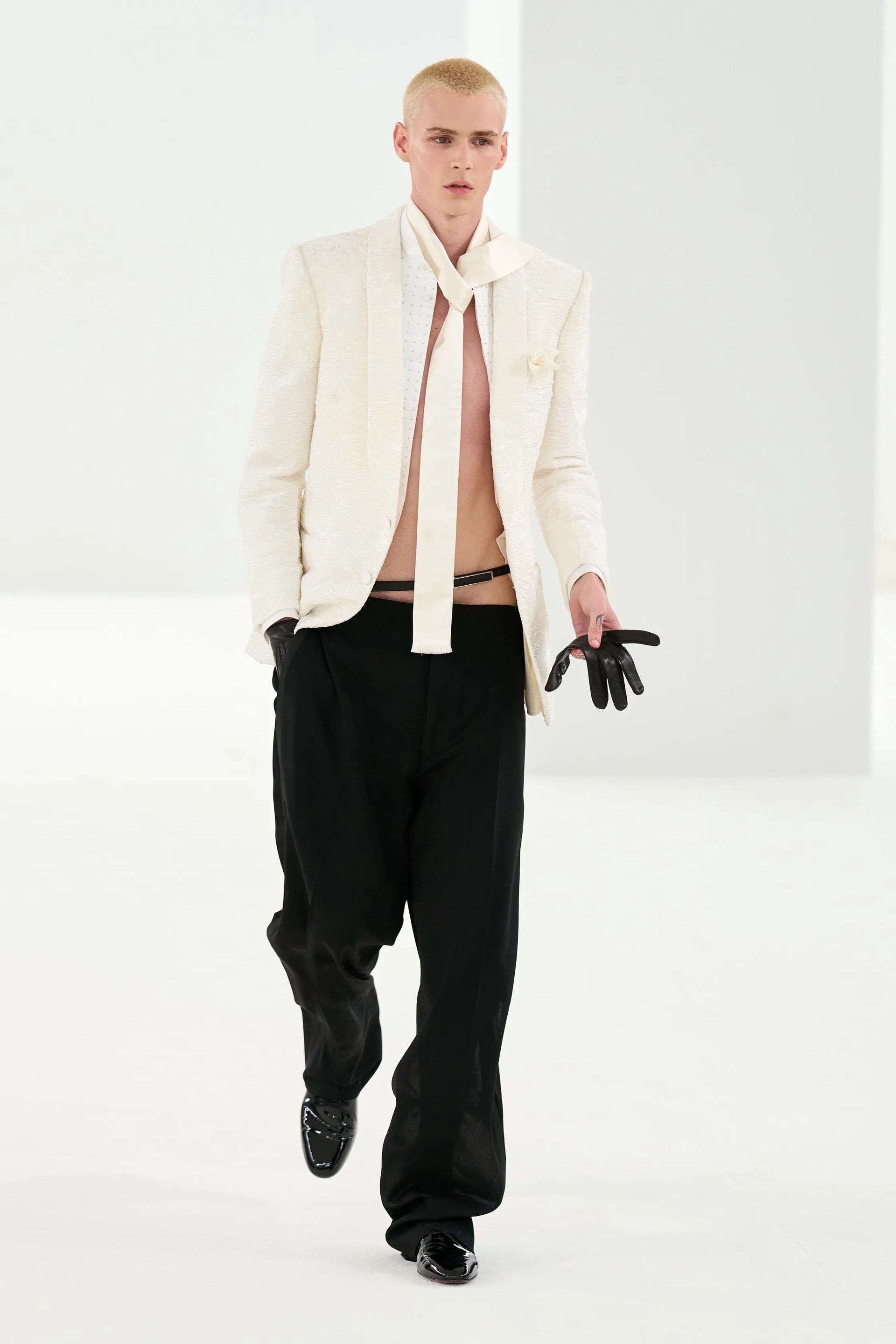 Hinh anh Hai chiếc váy dạ tiệc và lời gợi ý cho thảm đỏ 7