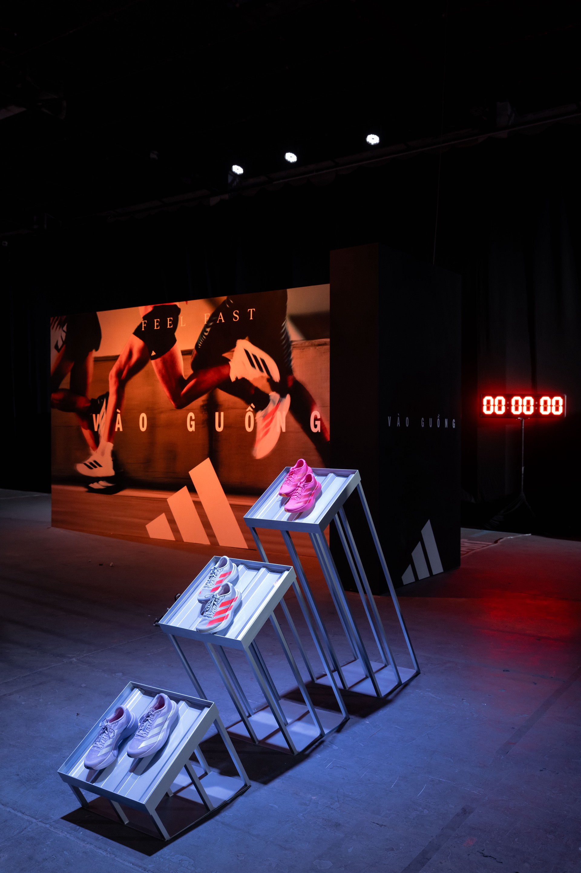 Hinh anh Dàn sao Việt “vào guồng” cùng adidas ADIZERO EVO SL 2