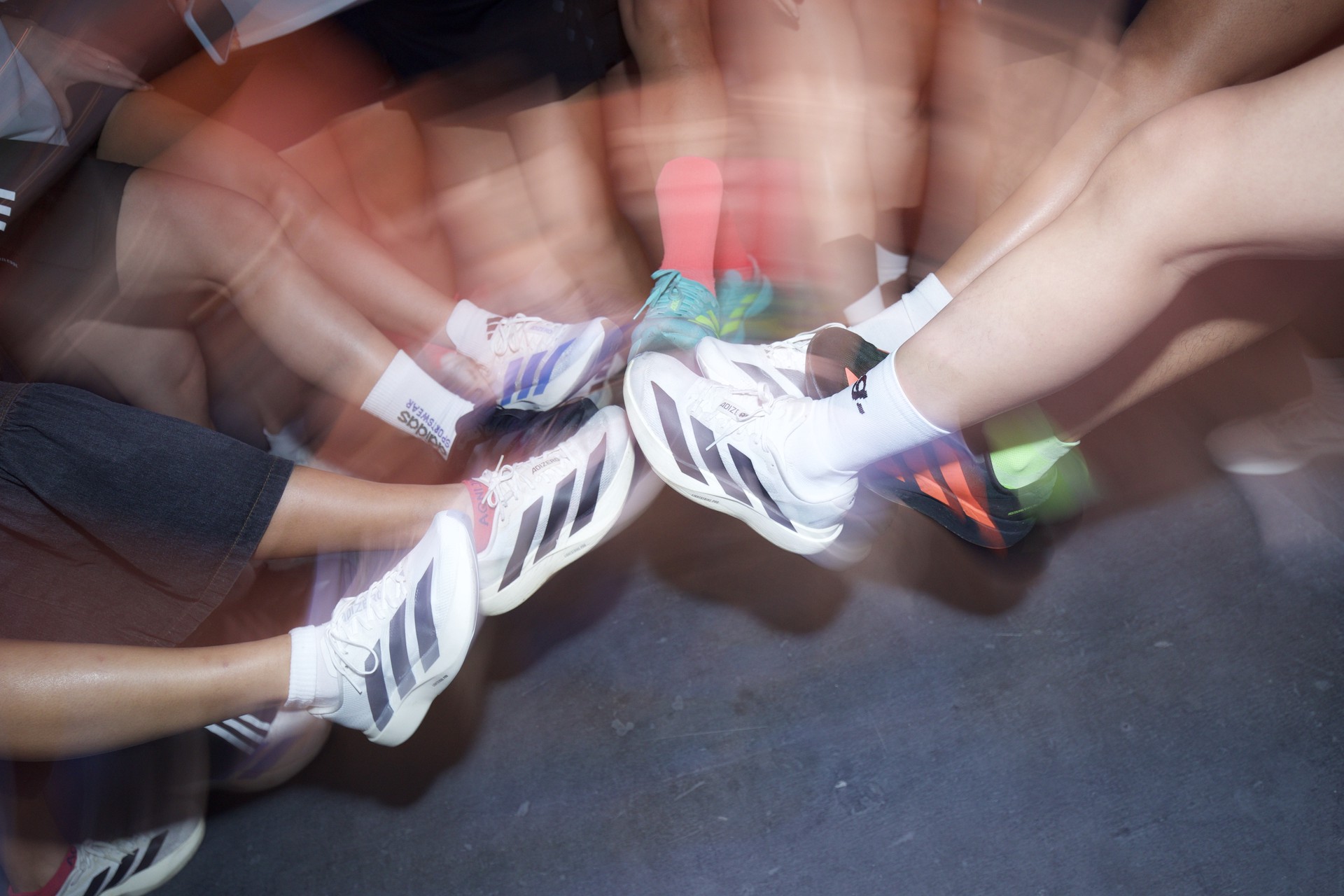 Hinh anh Dàn sao Việt “vào guồng” cùng adidas ADIZERO EVO SL 10