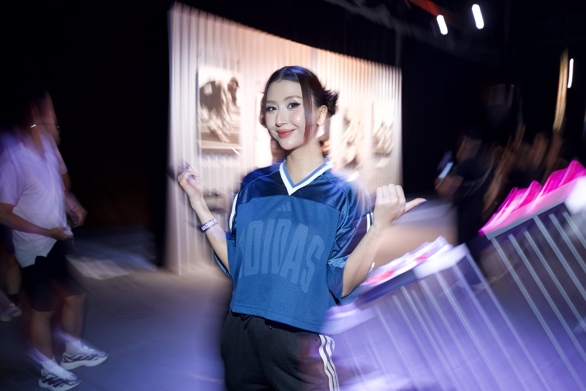 Hinh anh Dàn sao Việt “vào guồng” cùng adidas ADIZERO EVO SL 4