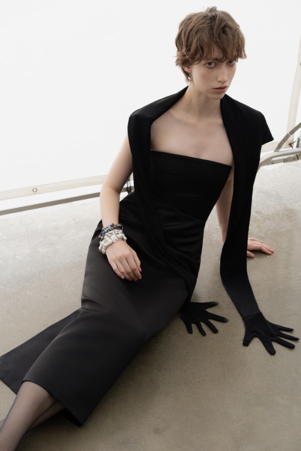 Hinh anh MARE - Bản tuyên ngôn của khí chất tĩnh lặng 7