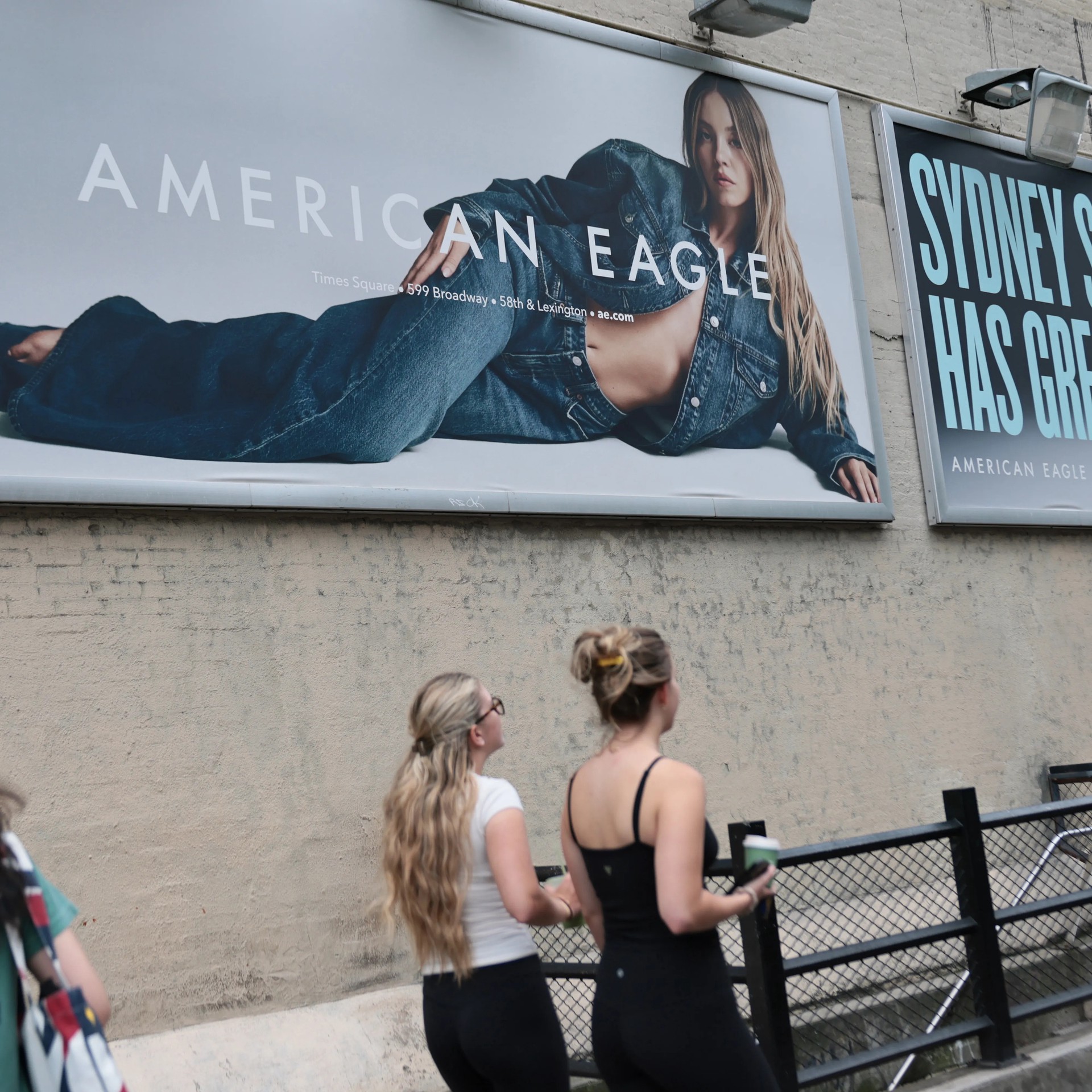 Hinh anh Những chiến dịch marketing đầy tranh cãi dịp 8/3 năm nay 9