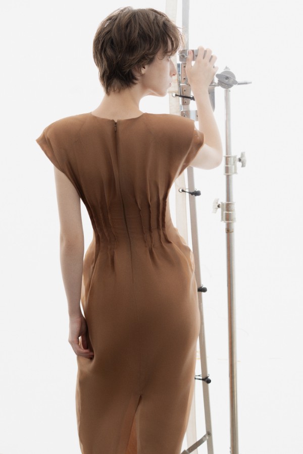 Hinh anh MARE - Bản tuyên ngôn của khí chất tĩnh lặng 12