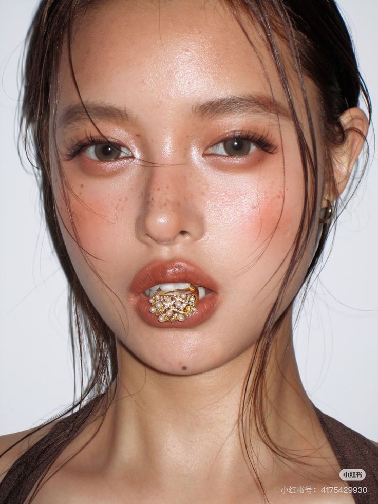 Hinh anh Multipurpose monochrome: một màu cho cả gương mặt 3