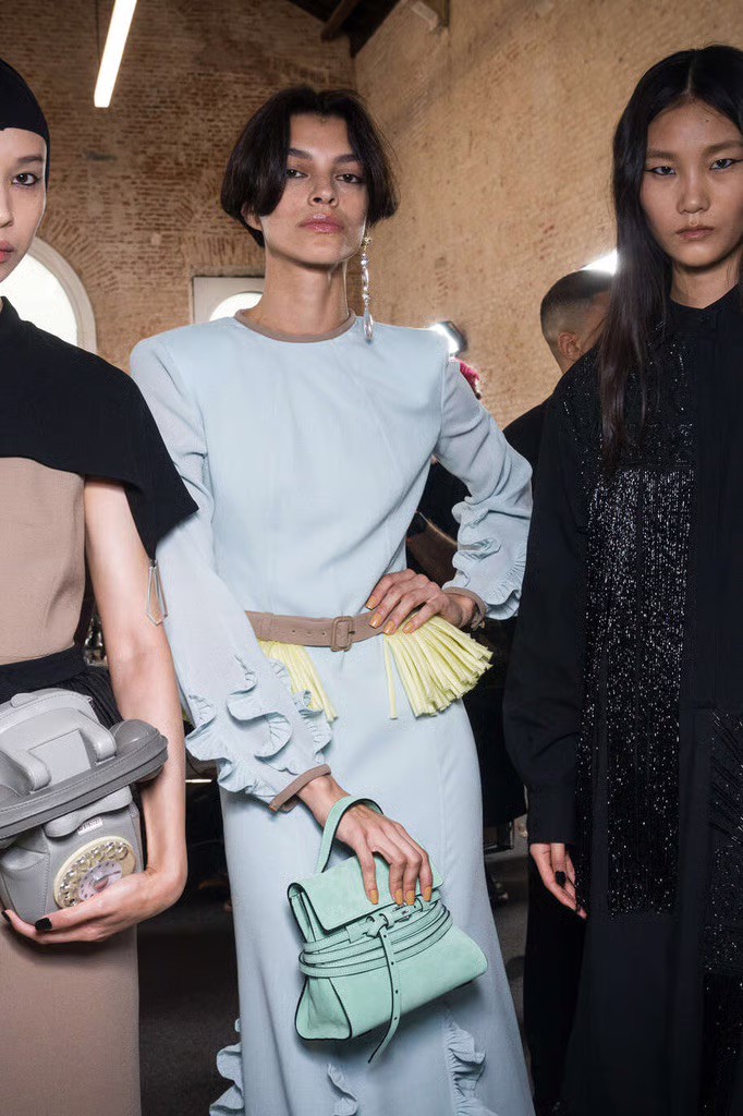 Hinh anh Đọc thêm: 14