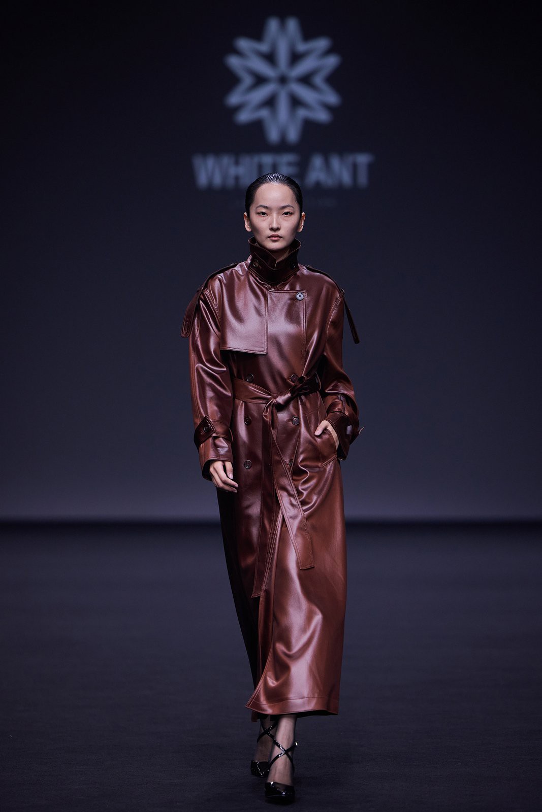 Hinh anh Bền chí - Bền bỉ - Bền vững: WHITE ANT và trái ngọt đầu tiên tại Shanghai Fashion Week 9