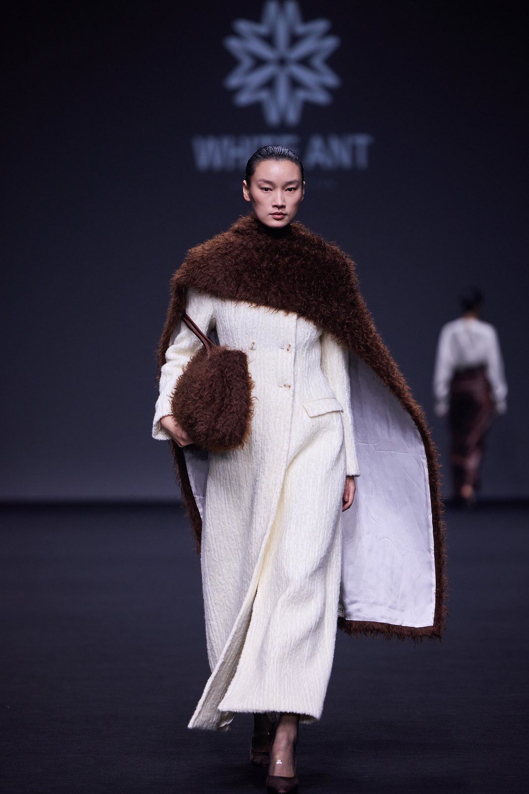 Hinh anh Bền chí - Bền bỉ - Bền vững: WHITE ANT và trái ngọt đầu tiên tại Shanghai Fashion Week 41