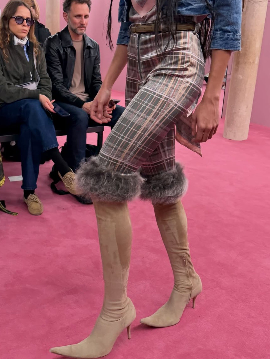 Hinh anh Nhìn lại hành trình 30 năm với Acne Studios Thu Đông 2026 33