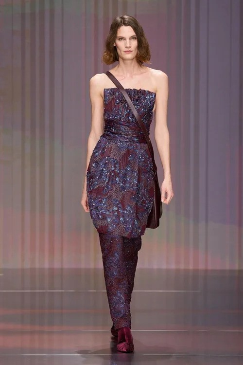 Hinh anh Giorgio Armani Thu Đông 2026: Tác phẩm đầu tay của người “kế vị” 12