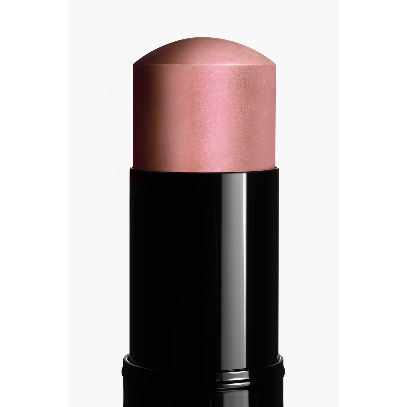 Hinh anh Hóa thân thành CHANEL muse với 2 makeup looks từ CHANEL FW26 26