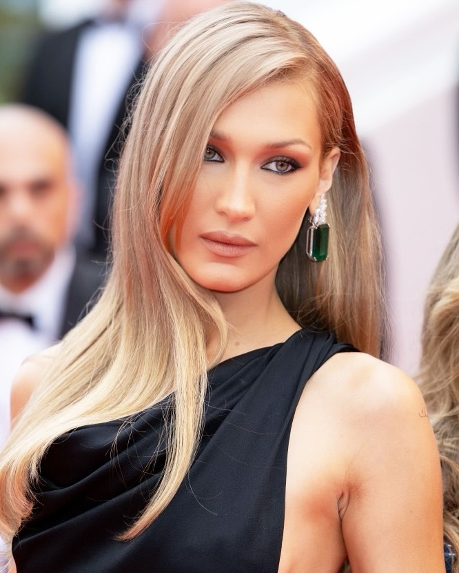 Hinh anh “Gương mặt tỉ lệ vàng” Bella Hadid trở thành đại sứ thương hiệu toàn cầu đầu tiên của Prada Beauty 1