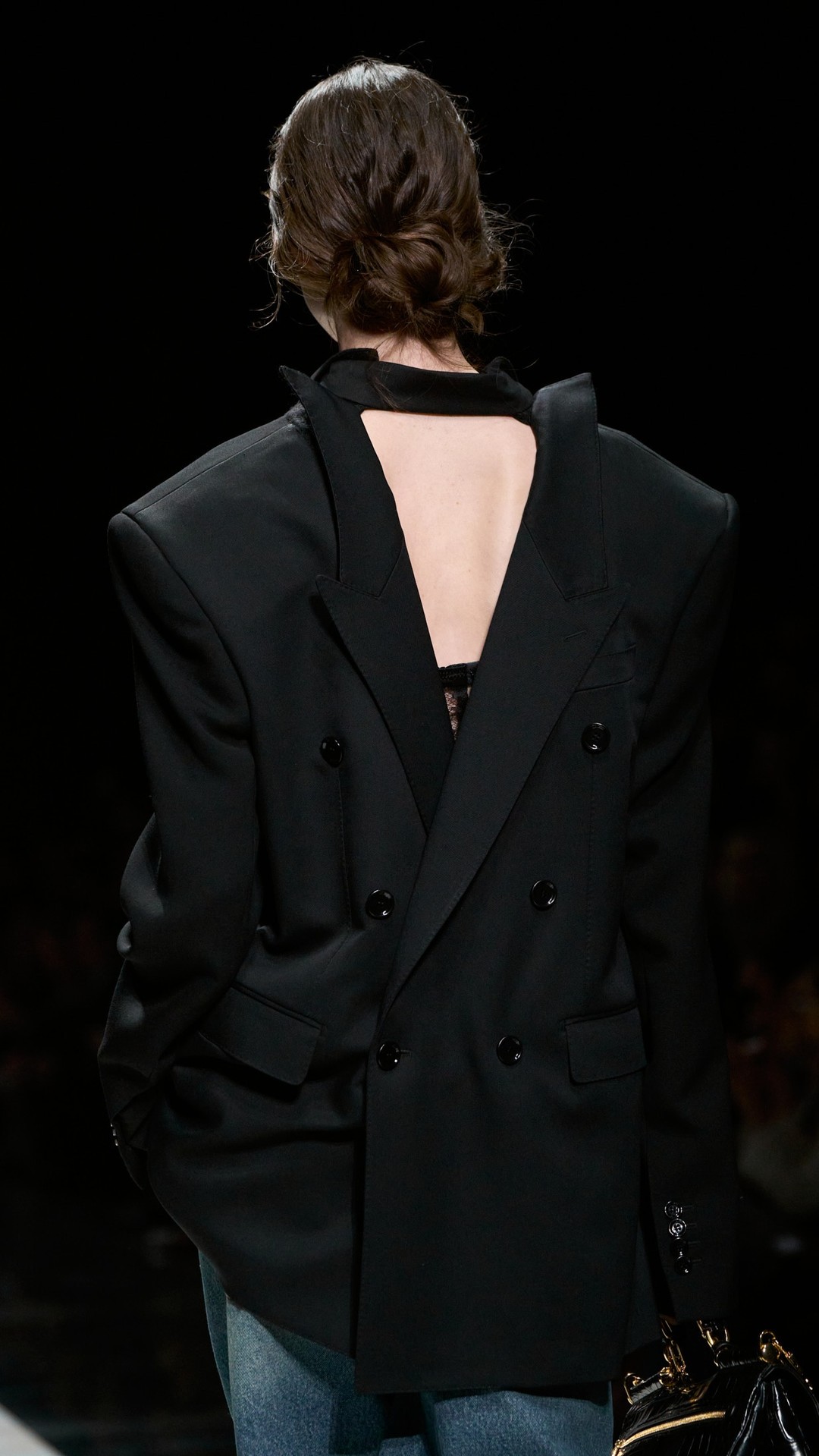 Hinh anh Tailoring -&nbsp;nền tảng cốt lõi của bộ sưu tập 8