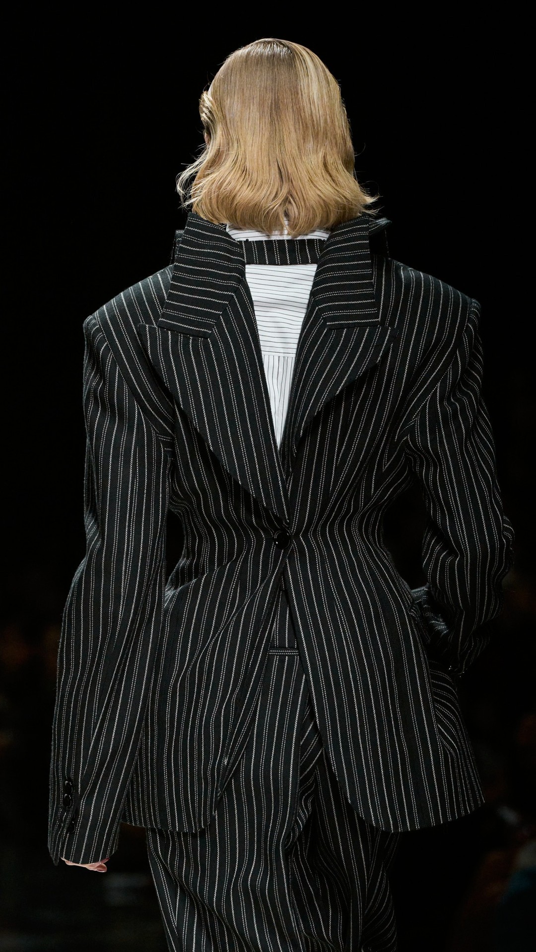 Hinh anh Tailoring -&nbsp;nền tảng cốt lõi của bộ sưu tập 18