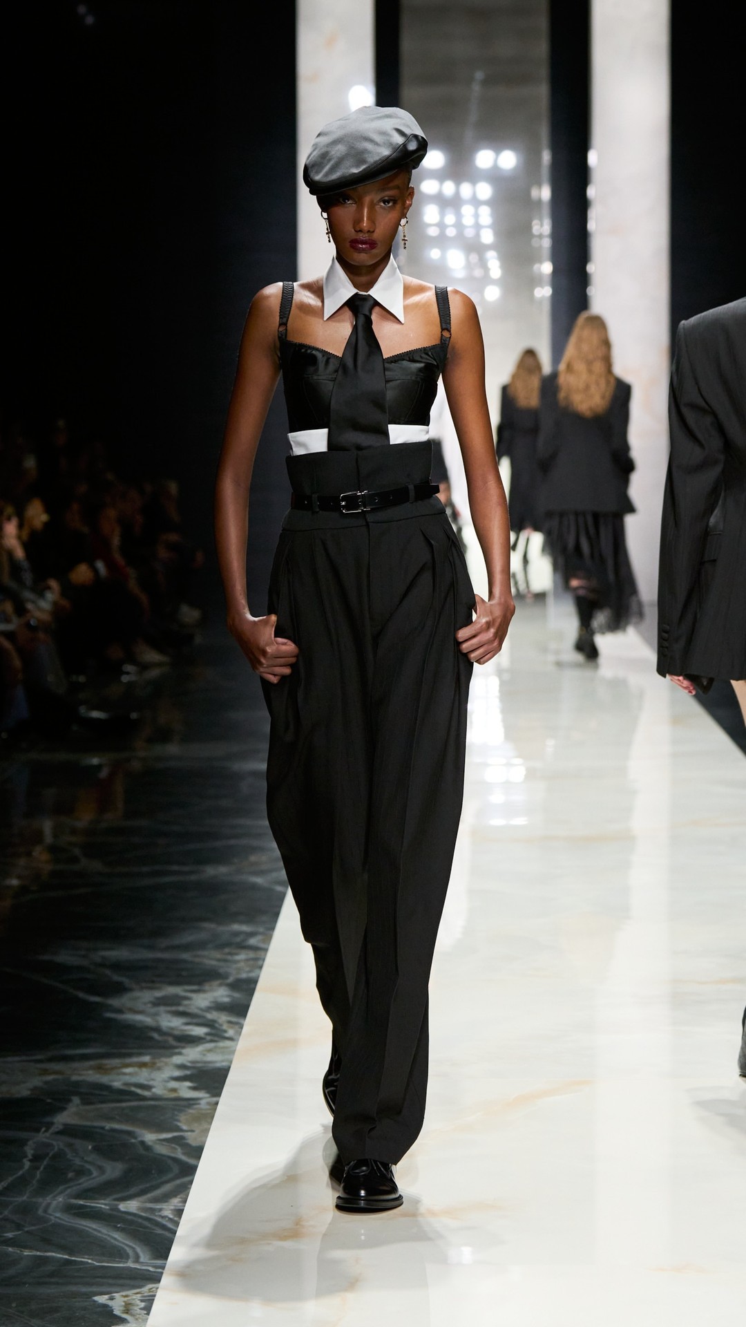 Hinh anh Tailoring -&nbsp;nền tảng cốt lõi của bộ sưu tập 24