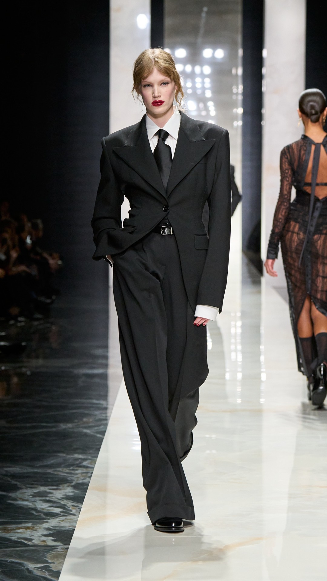 Hinh anh Tailoring -&nbsp;nền tảng cốt lõi của bộ sưu tập 21