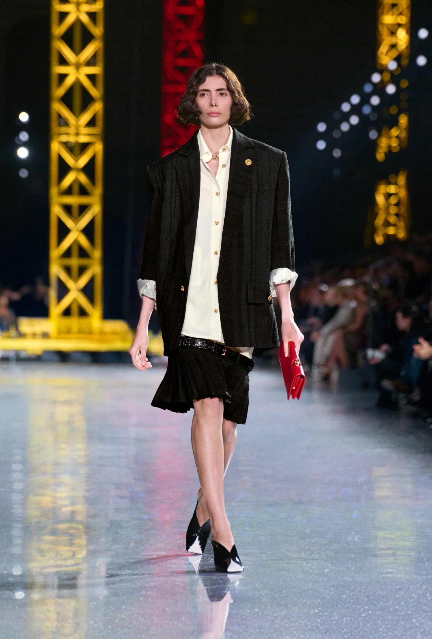 Hinh anh CHANEL Thu Đông 2026: Matthieu Blazy vẫn rất kiên định 22